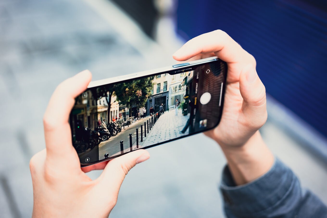 iPhone 16 Plus