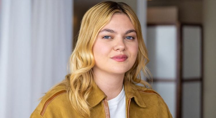 Louane et Florian Roussi lors de leur mariage