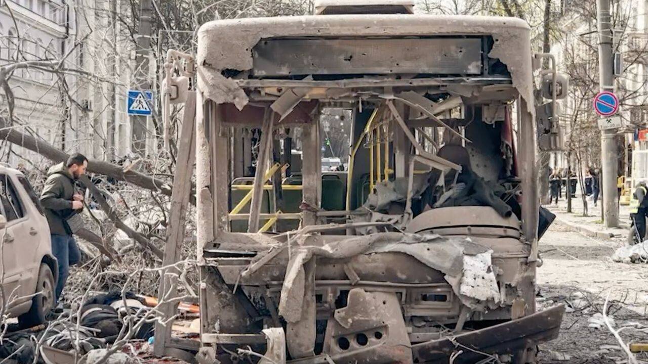 Vue d'un quartier de Soumy après une attaque russe
