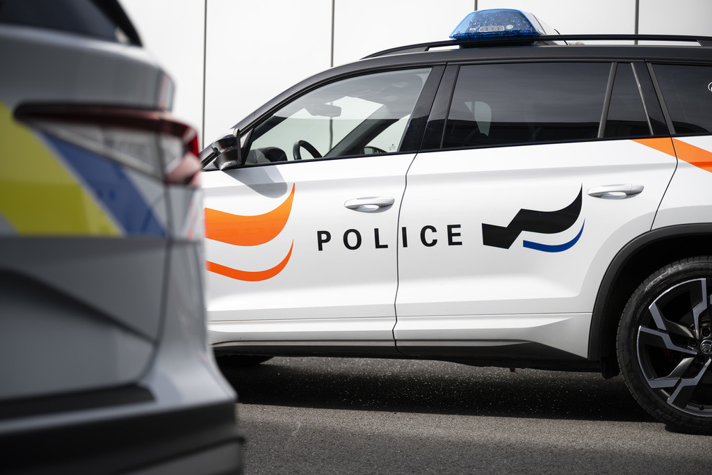 Voiture de la police cantonale fribourgeoise