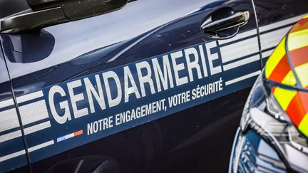 Un véhicule de la gendarmerie nationale. Image d'illustration. (LIONEL VADAM / MAXPPP)