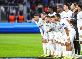 Le onze de départ de l'Olympique de Marseille sur la pelouse du stade vélodrome