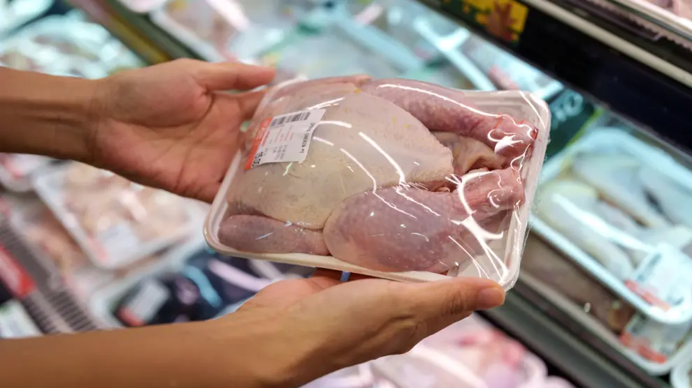 Différence entre le poulet jaune et blanc