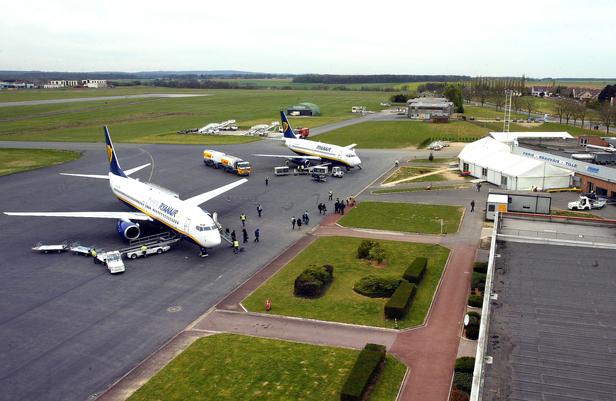 Un passager Ryanair condamné à 9 mois de prison et interdit d’aéroport de Beauvais après avoir été reconnu auteur d’une agression