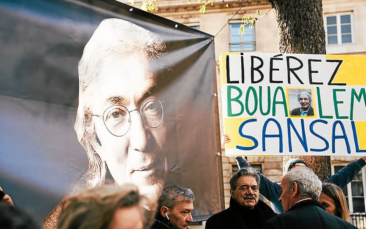 Boualem Sansal lors de son procès à Alger