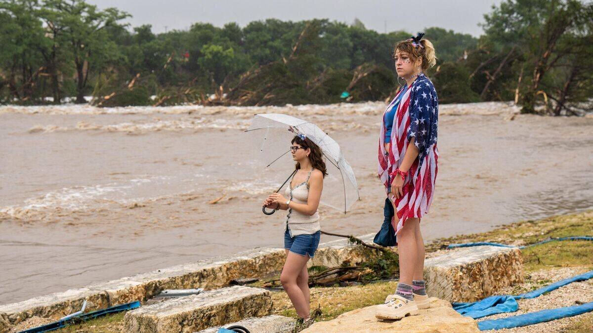 Inondation au Texas avec évacuations massives