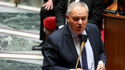 François-Noël Buffet lors d'une séance de questions au gouvernement à l'Assemblée nationale, à Paris, le 17 juin 2025. (ALAIN JOCARD / AFP)