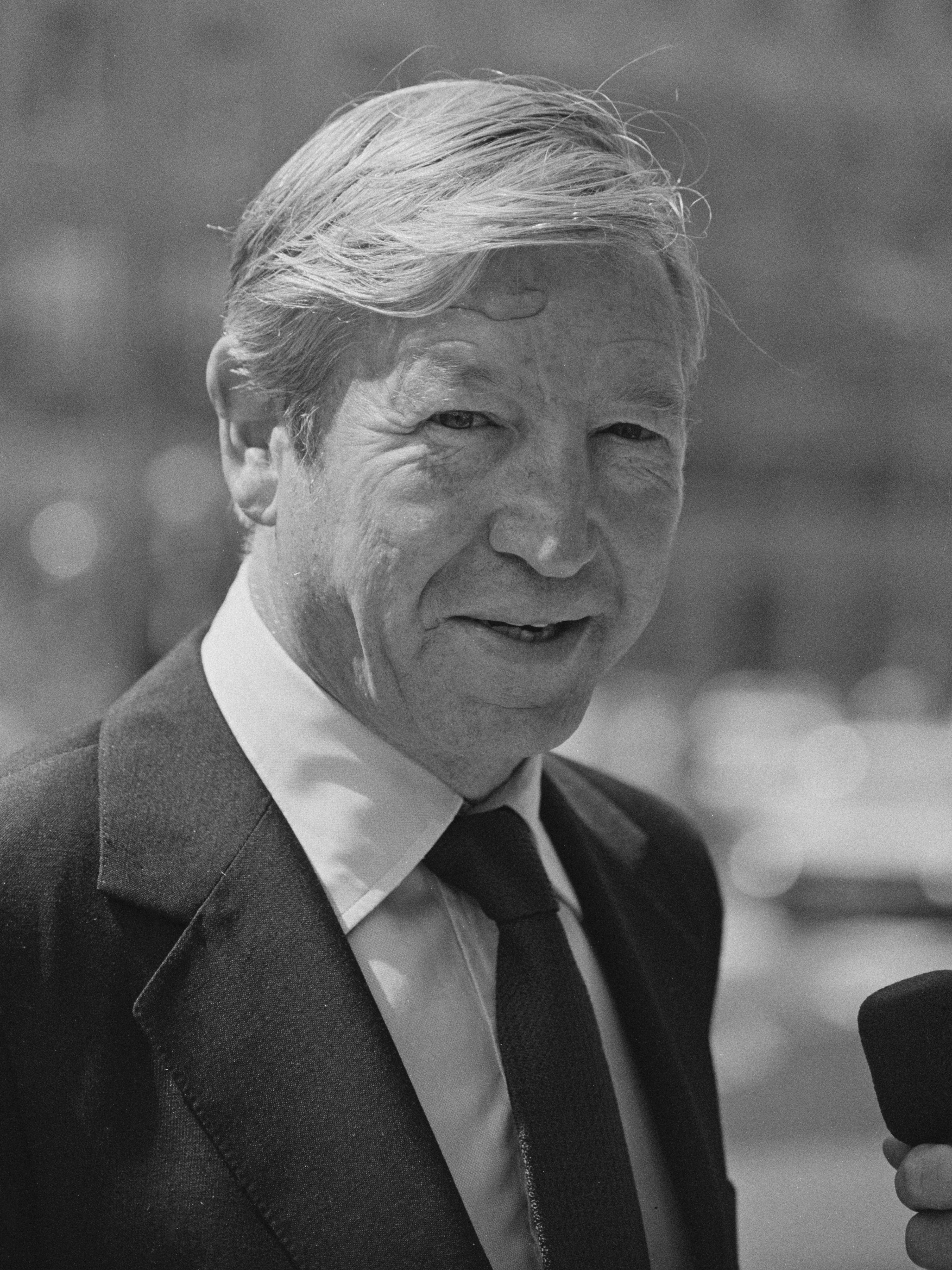 Le journaliste lors d'un mémorial en 1984