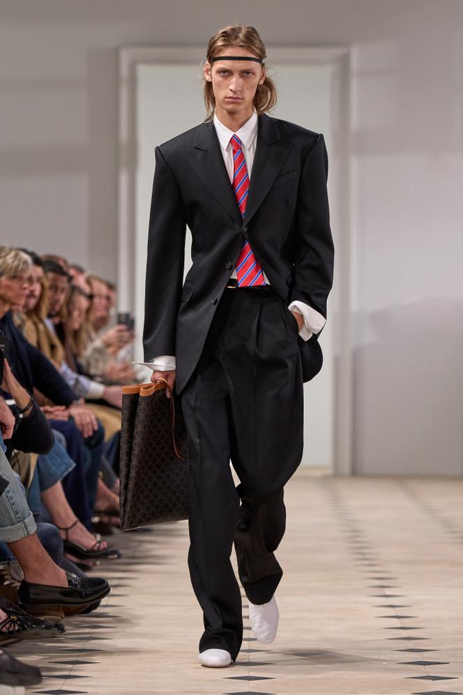 Celine, précollection printemps 2026 par Michael Rider.