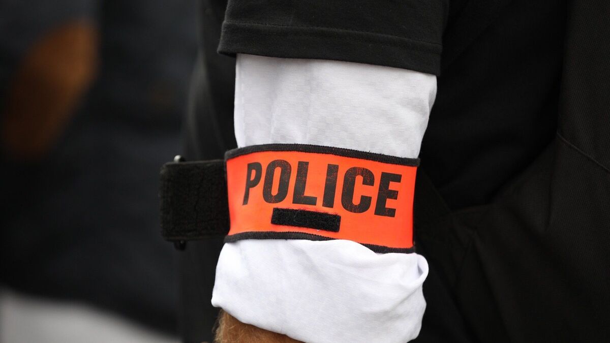 Les médias sur place lors de l'enquête