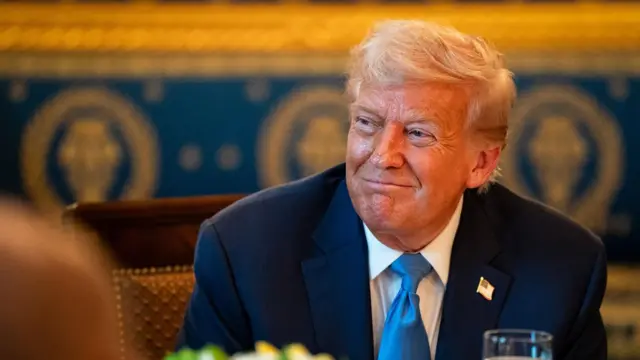 Donald Trump lors d'un dîner avec Benjamin Netanyahu.