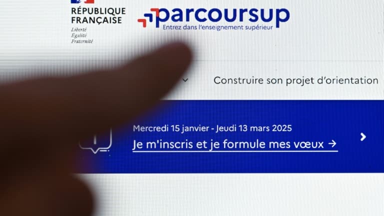 La phase d'admission complémentaire de Parcoursup débute mercredi 11 juin à 14H00 et durera jusqu'au 11 septembre - en photo, une page du site web de la plateforme le 15 janvier 2025