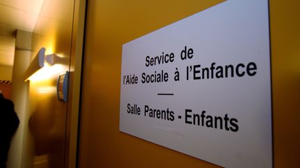 Un service de l'Aide sociale à l'enfance. Photo d'illustration. (RIEDINGER PHILIPPE - / MAXPPP)