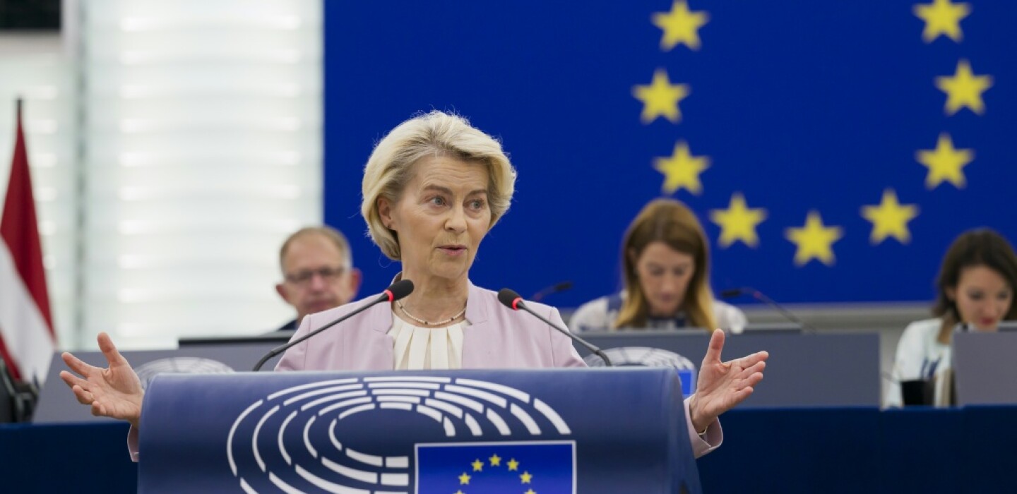 Ursula von der Leyen lors d'une conférence au Parlement européen