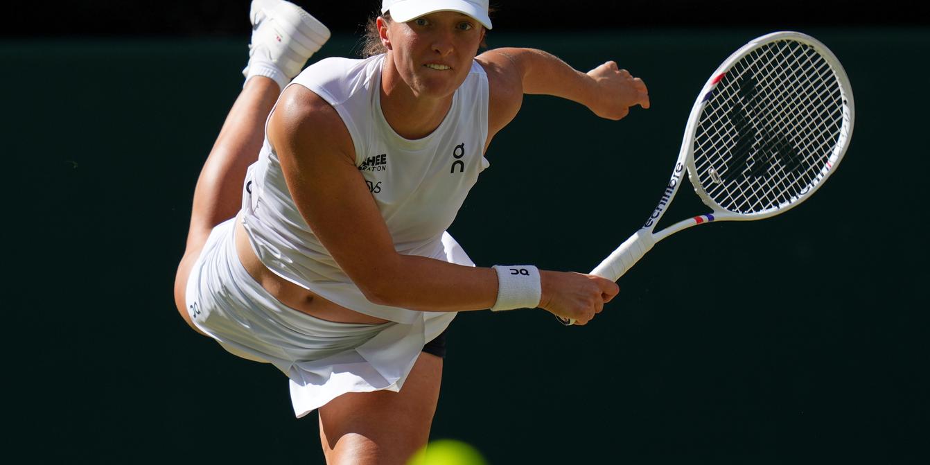 Iga Swiatek lors de sa victoire historique à Wimbledon