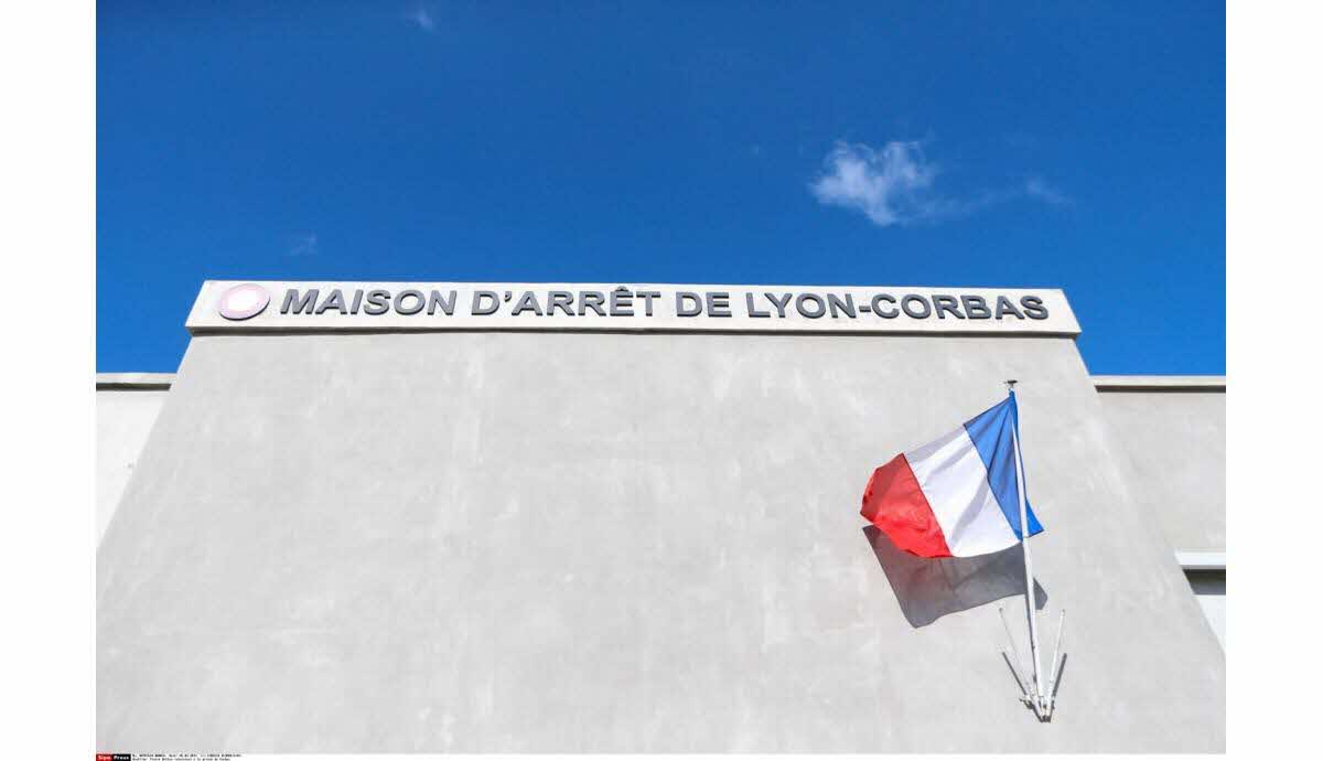 Fugitif de la prison de Corbas recherché par Interpol