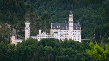 Le Château de Neuschwanstein, en Bavière, en Allemagne (7 juillet 2025). (KARL-JOSEF HILDENBRAND / DPA / AFP)