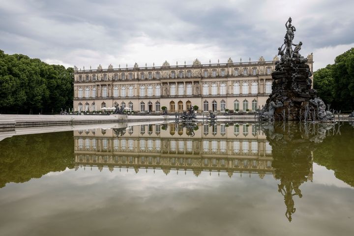 Le château de Herrenchiemsee, l'une des résidences du roi Louis II de Bavière (11 juillet 2025). (Michaela STACHE / AFP)