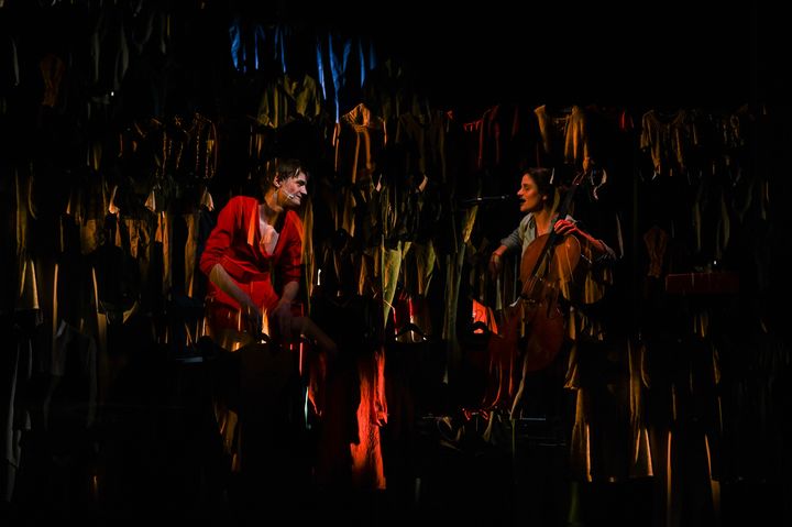 Felix Vannoorenberghe et Florence Sauveur dans 'La sœur de Jésus' d'Oscar De Summa, mise en scène de Georges Lina. (LARA HERBINIA)