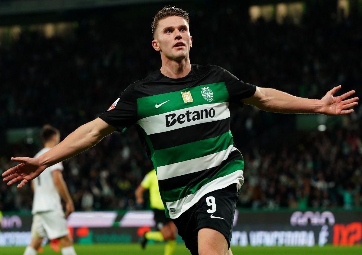 Viktor Gyokeres célèbre un but pour le Sporting