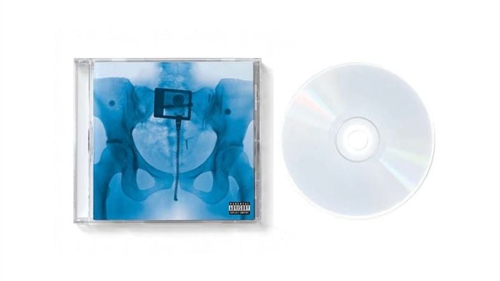 Le CD de «Virgin» de la chanteuse Lorde, sorti dans une version transparente.