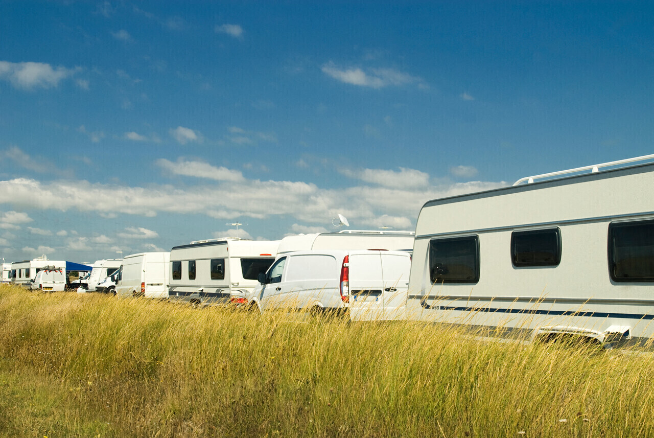 Caravanes de gens du voyage lors du rassemblement à Grostenquin