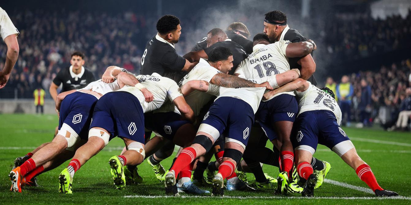 Stade de Hamilton lors du match entre le XV de France et la Nouvelle-Zélande