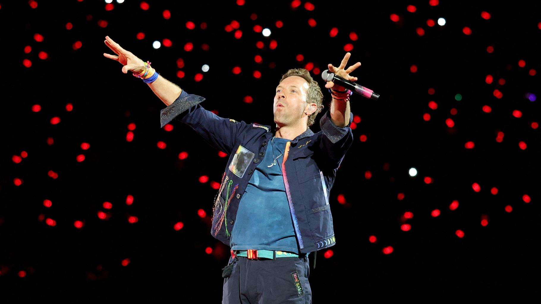 Scandale au concert de Coldplay : le PDG d’Astronomer suspendu