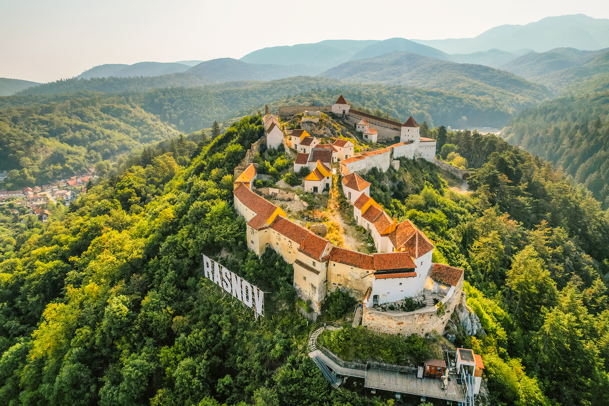 La Transylvanie au-delà du folklore : la beauté des citadelles saxonnes