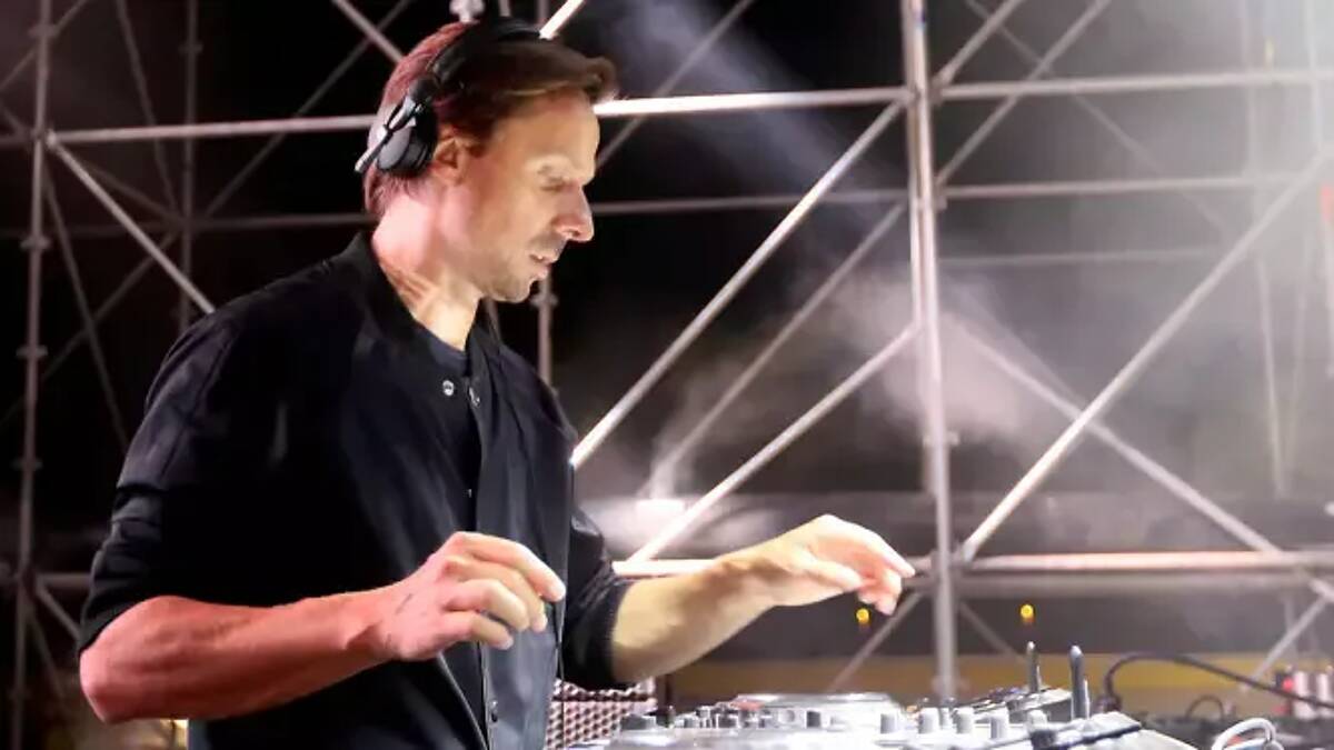 Martin Solveig lors de son dernier concert aux Vieilles Charrues