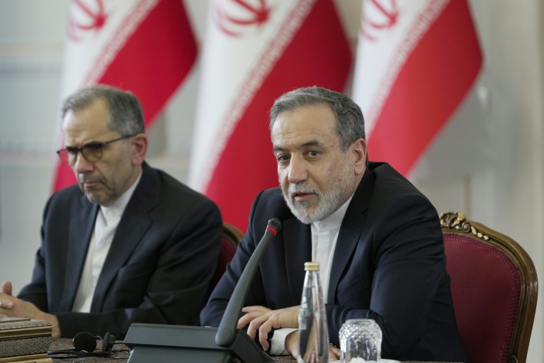 Négociations sur le nucléaire iranien à Istanbul