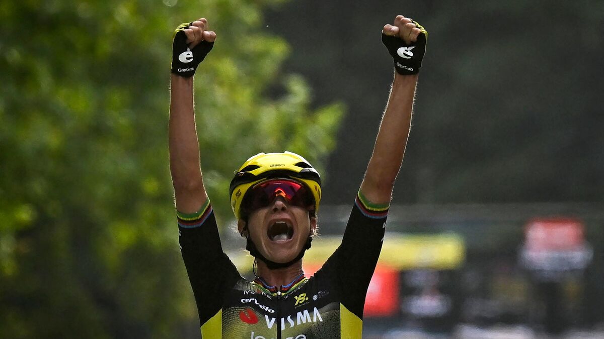 Marianne Vos porte le maillot jaune après sa victoire à Plumelec