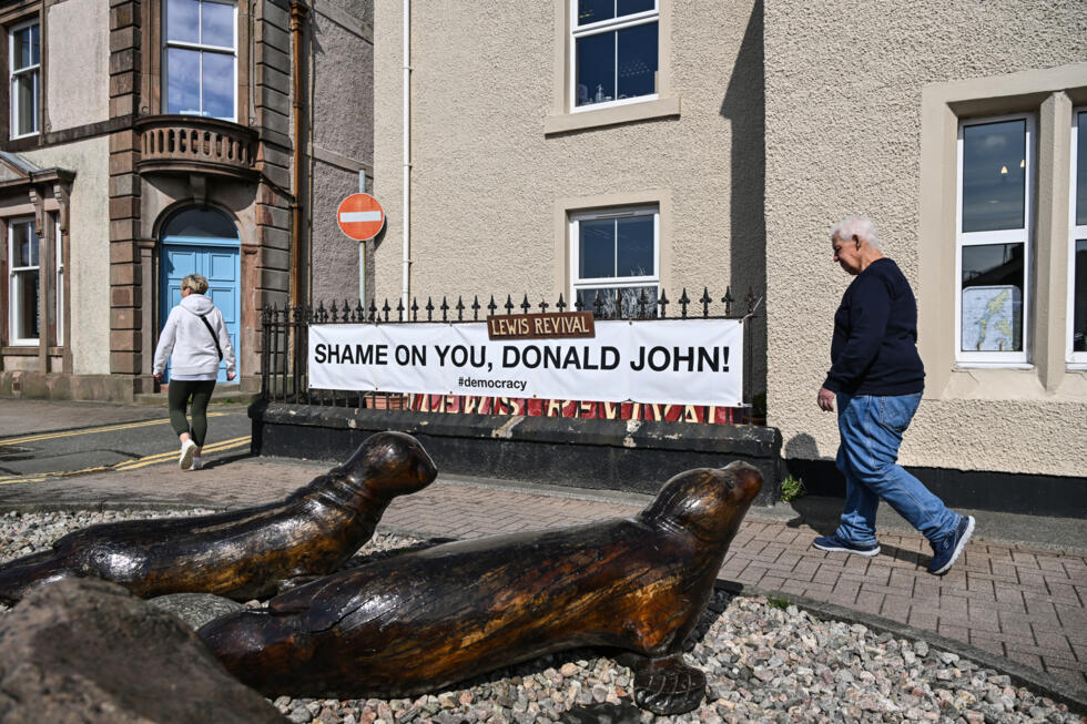 Banderole anti-Trump à Stornoway