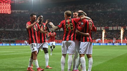 L'OGC Nice célébrant un but face à Brest