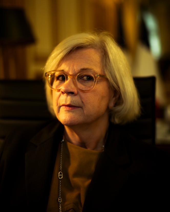 Catherine Vautrin, ministre de la santé, du travail, des solidarités et des familles, à Paris, le 4 avril 2024.