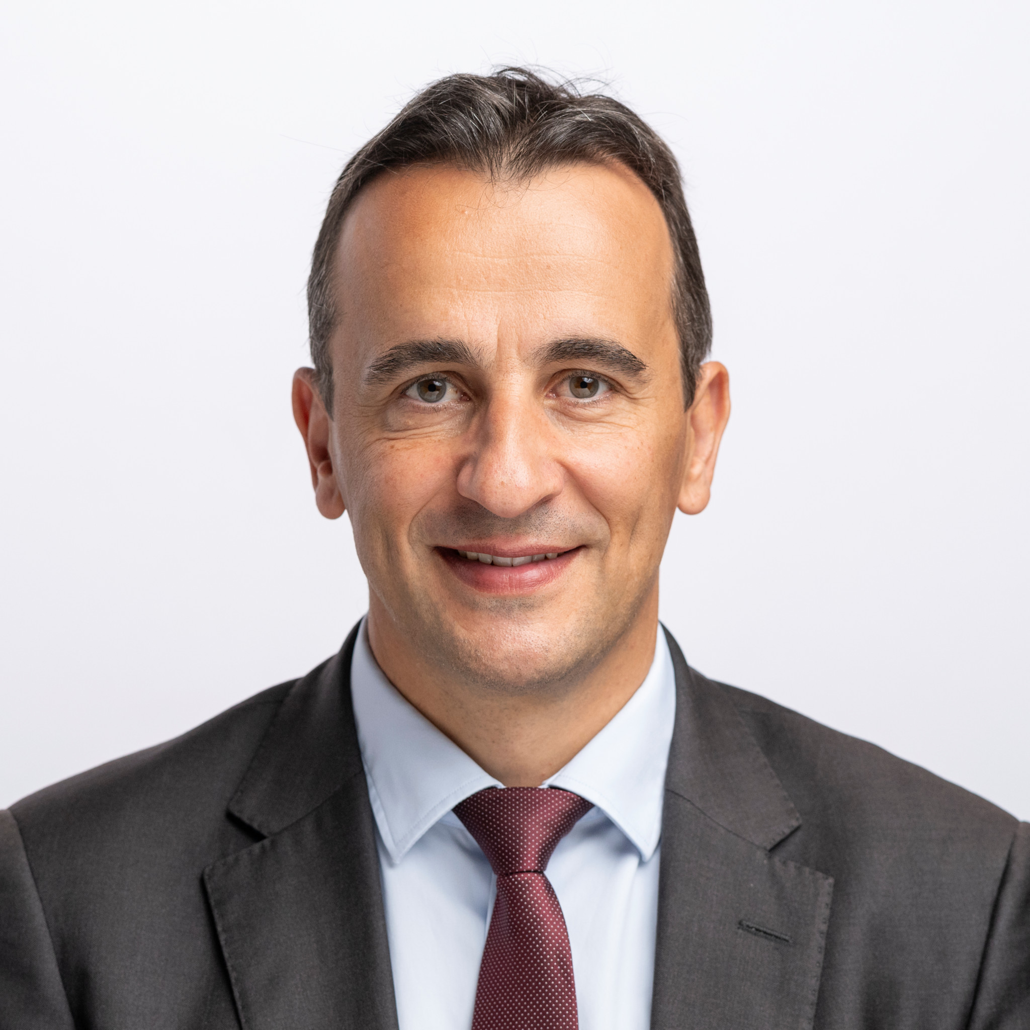 Portrait de Sidney Kamerzin, Conseiller national, au Bundeshaus à Berne, le 19 septembre 2023.