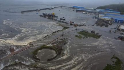 Vue aérienne des dégâts causés par le séisme aux îles Kouriles
