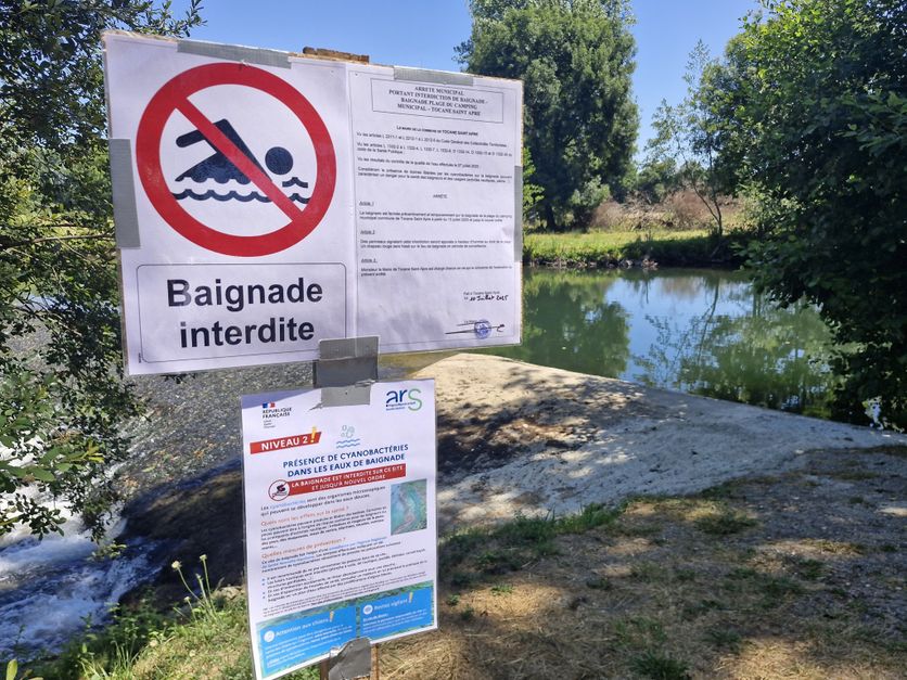 Depuis le début des vacances d’été, chaque semaine voit de nouveaux sites interdits à la baignade quelque part en France.