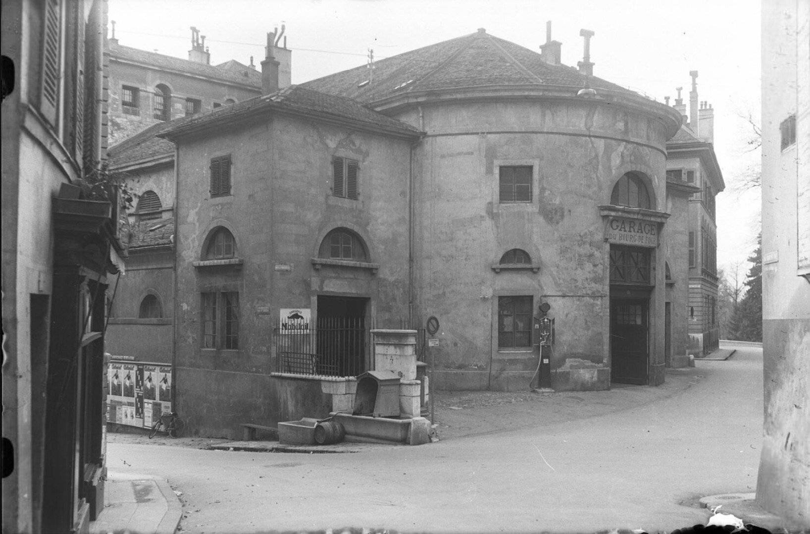 Garage du Bourg-de-Four