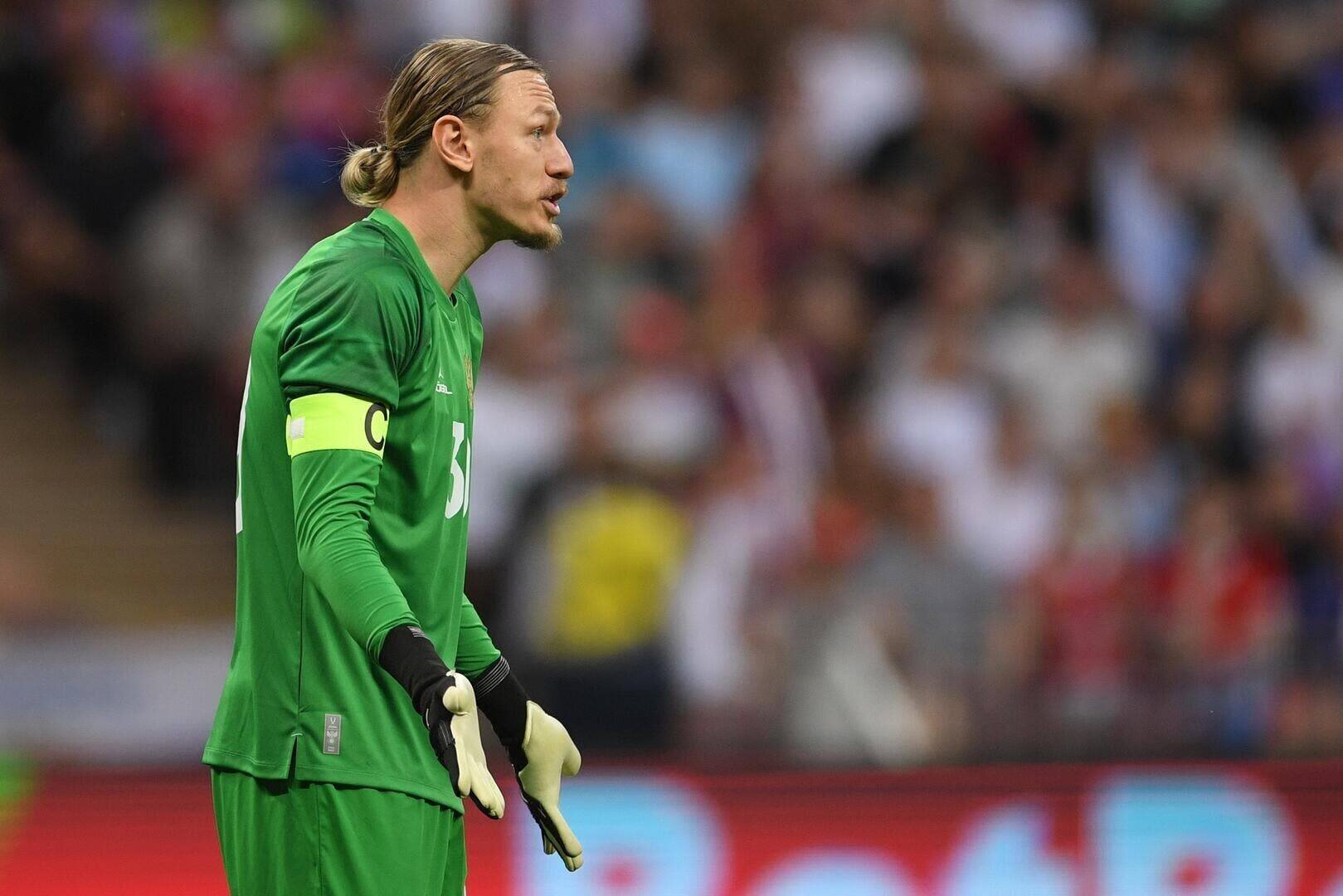 Safonov éjecté en urgence, le PSG s'active