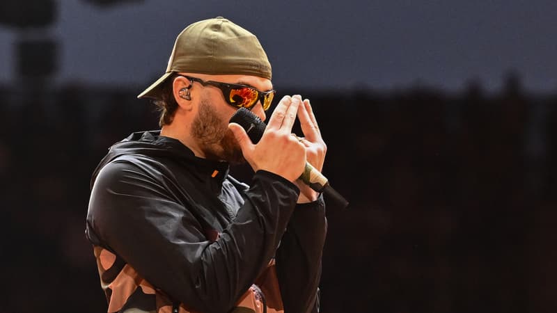 Le rappeur Jul au Stade de France, le 26 avril 2025