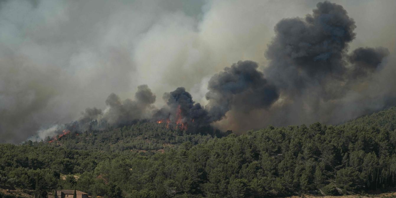Incendie dans l’Aude, images spectaculaires du feu de l’été