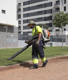 Travailleurs en plein soleil