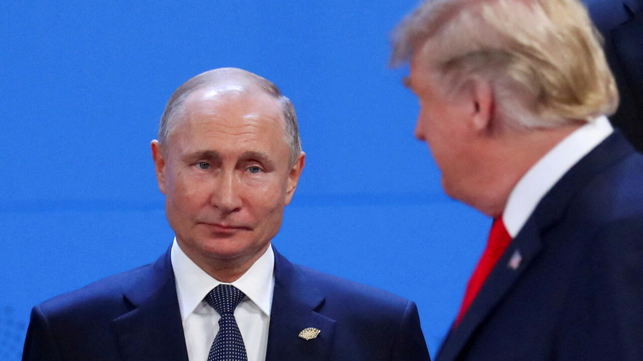 Donald Trump et Vladimir Poutine au sommet du G20 à Buenos Aires le 30 novembre 2018 en Argentine.