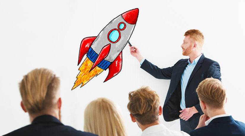 Étudiants en formation d'entrepreneuriat en classe
