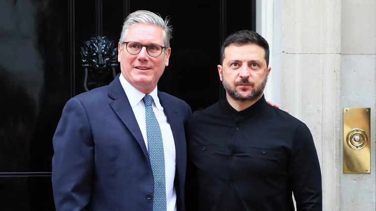 Rencontre officielle à Londres, accueil de Zelenskyy