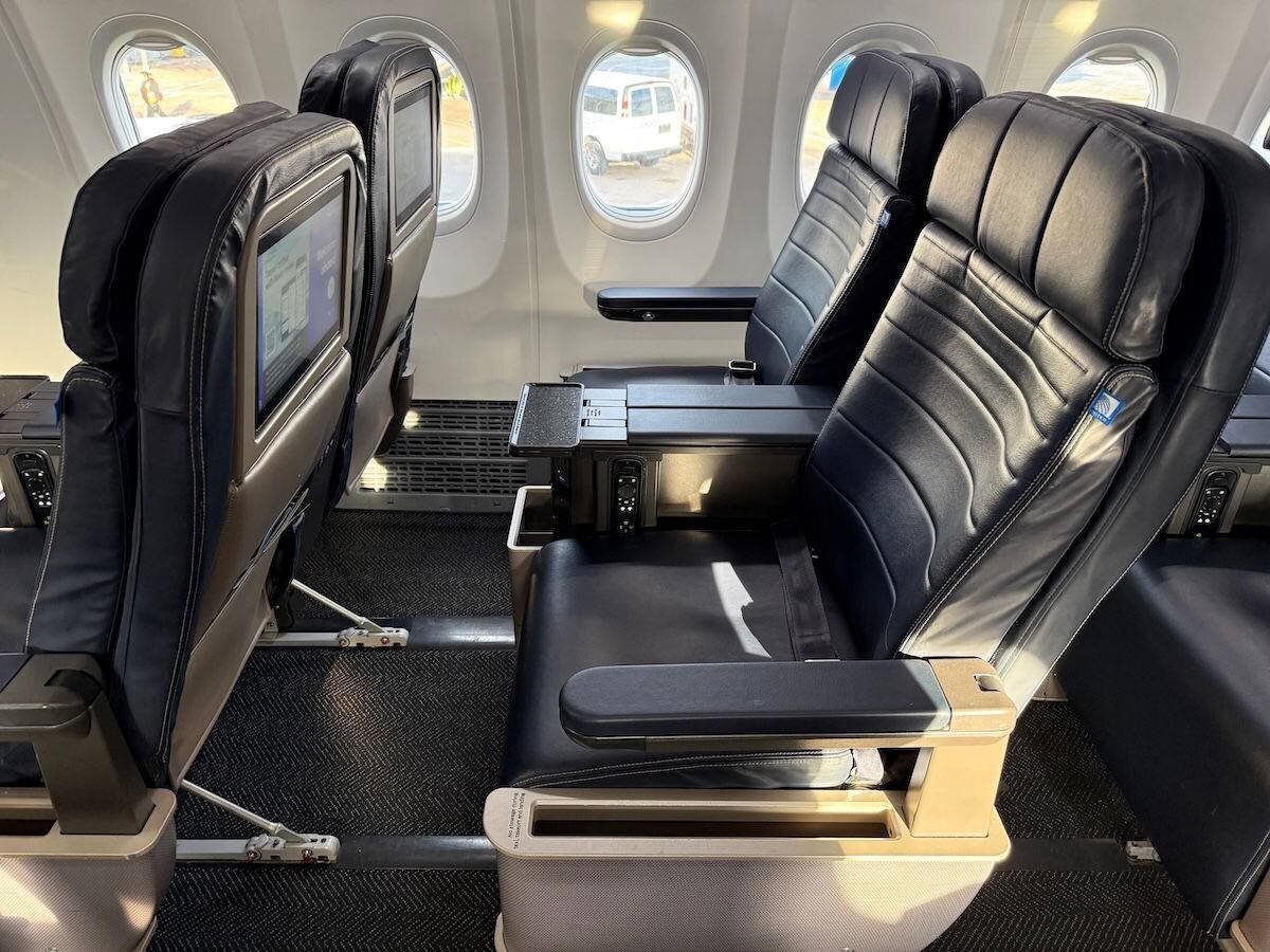 Cabine First Class United et services à bord