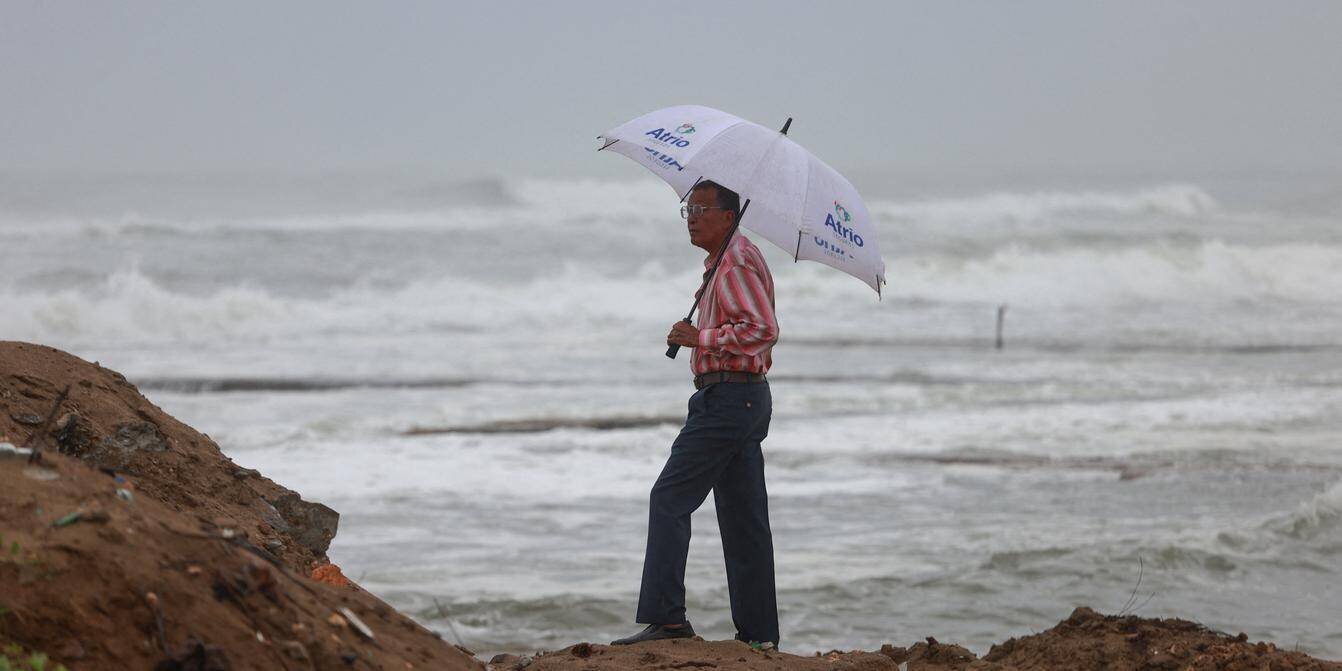 Ouragan Erin dans l'Atlantique, vue aérienne