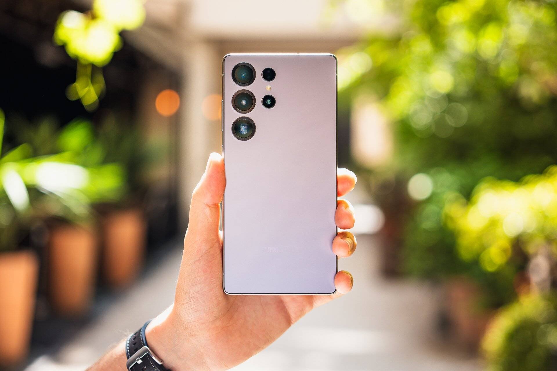 Samsung Galaxy S25 Ultra face avant