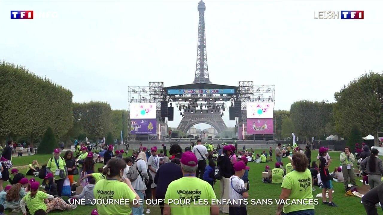 Enfants et bénévoles lors de la Journée des oubliés des vacances